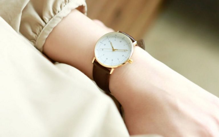 華奢な手首をメイクするおしゃれなプチプラ腕時計の選び方10選 - Stylewish